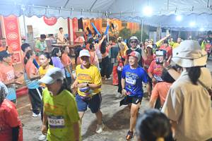 BIB: 4034, 4379
                            <button type="button" onclick="openModal(26252281)" class="btn btn-primary btn-sm float-right btn-popup" data-toggle="modal" data-target=".modal-high-quality">
                        <i class="fas fa-shopping-cart"></i> Add to Cart
                    </button>
                                            <button type="button" onclick="isThisMe(26252281, true)" class="btn btn-success btn-sm float-right btn-popup btn-isme hidden" data-toggle="tooltip" data-placement="bottom" title="นี่คือรูปของคุณใช่ไหม คลิกที่นี่เพื่อเอาเข้าอัลบั้ม">
                        <i class="fas fa-plus"></i> Add to album
                    </button>
                    <button type="button" onclick="isThisMe(26252281, false)" class="btn btn-warning btn-sm float-right btn-popup btn-isnotme hidden">
                        <i class="fas fa-ban"></i> Remove from album
                    </button>