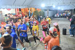 BIB: 485
                            <button type="button" onclick="openModal(26252836)" class="btn btn-primary btn-sm float-right btn-popup" data-toggle="modal" data-target=".modal-high-quality">
                        <i class="fas fa-shopping-cart"></i> Add to Cart
                    </button>
                                            <button type="button" onclick="isThisMe(26252836, true)" class="btn btn-success btn-sm float-right btn-popup btn-isme hidden" data-toggle="tooltip" data-placement="bottom" title="นี่คือรูปของคุณใช่ไหม คลิกที่นี่เพื่อเอาเข้าอัลบั้ม">
                        <i class="fas fa-plus"></i> Add to album
                    </button>
                    <button type="button" onclick="isThisMe(26252836, false)" class="btn btn-warning btn-sm float-right btn-popup btn-isnotme hidden">
                        <i class="fas fa-ban"></i> Remove from album
                    </button>