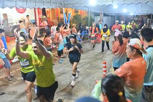 BIB: 751
                            <button type="button" onclick="openModal(26251569)" class="btn btn-primary btn-sm float-right btn-popup" data-toggle="modal" data-target=".modal-high-quality">
                        <i class="fas fa-shopping-cart"></i> Add to Cart
                    </button>
                                            <button type="button" onclick="isThisMe(26251569, true)" class="btn btn-success btn-sm float-right btn-popup btn-isme hidden" data-toggle="tooltip" data-placement="bottom" title="นี่คือรูปของคุณใช่ไหม คลิกที่นี่เพื่อเอาเข้าอัลบั้ม">
                        <i class="fas fa-plus"></i> Add to album
                    </button>
                    <button type="button" onclick="isThisMe(26251569, false)" class="btn btn-warning btn-sm float-right btn-popup btn-isnotme hidden">
                        <i class="fas fa-ban"></i> Remove from album
                    </button>