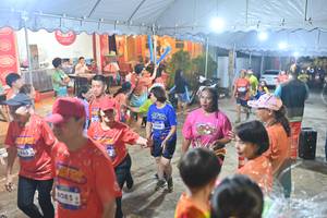 BIB: 465, 1085, 17081
                            <button type="button" onclick="openModal(26253224)" class="btn btn-primary btn-sm float-right btn-popup" data-toggle="modal" data-target=".modal-high-quality">
                        <i class="fas fa-shopping-cart"></i> Add to Cart
                    </button>
                                            <button type="button" onclick="isThisMe(26253224, true)" class="btn btn-success btn-sm float-right btn-popup btn-isme hidden" data-toggle="tooltip" data-placement="bottom" title="นี่คือรูปของคุณใช่ไหม คลิกที่นี่เพื่อเอาเข้าอัลบั้ม">
                        <i class="fas fa-plus"></i> Add to album
                    </button>
                    <button type="button" onclick="isThisMe(26253224, false)" class="btn btn-warning btn-sm float-right btn-popup btn-isnotme hidden">
                        <i class="fas fa-ban"></i> Remove from album
                    </button>