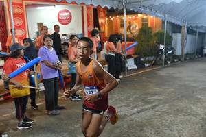 BIB: 127
                            <button type="button" onclick="openModal(26239929)" class="btn btn-primary btn-sm float-right btn-popup" data-toggle="modal" data-target=".modal-high-quality">
                        <i class="fas fa-shopping-cart"></i> Add to Cart
                    </button>
                                            <button type="button" onclick="isThisMe(26239929, true)" class="btn btn-success btn-sm float-right btn-popup btn-isme hidden" data-toggle="tooltip" data-placement="bottom" title="นี่คือรูปของคุณใช่ไหม คลิกที่นี่เพื่อเอาเข้าอัลบั้ม">
                        <i class="fas fa-plus"></i> Add to album
                    </button>
                    <button type="button" onclick="isThisMe(26239929, false)" class="btn btn-warning btn-sm float-right btn-popup btn-isnotme hidden">
                        <i class="fas fa-ban"></i> Remove from album
                    </button>