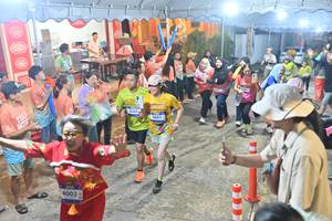 BIB: 4003, 3327, 30833
                            <button type="button" onclick="openModal(26251956)" class="btn btn-primary btn-sm float-right btn-popup" data-toggle="modal" data-target=".modal-high-quality">
                        <i class="fas fa-shopping-cart"></i> Add to Cart
                    </button>
                                            <button type="button" onclick="isThisMe(26251956, true)" class="btn btn-success btn-sm float-right btn-popup btn-isme hidden" data-toggle="tooltip" data-placement="bottom" title="นี่คือรูปของคุณใช่ไหม คลิกที่นี่เพื่อเอาเข้าอัลบั้ม">
                        <i class="fas fa-plus"></i> Add to album
                    </button>
                    <button type="button" onclick="isThisMe(26251956, false)" class="btn btn-warning btn-sm float-right btn-popup btn-isnotme hidden">
                        <i class="fas fa-ban"></i> Remove from album
                    </button>