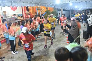 BIB: 4792
                            <button type="button" onclick="openModal(26242537)" class="btn btn-primary btn-sm float-right btn-popup" data-toggle="modal" data-target=".modal-high-quality">
                        <i class="fas fa-shopping-cart"></i> Add to Cart
                    </button>
                                            <button type="button" onclick="isThisMe(26242537, true)" class="btn btn-success btn-sm float-right btn-popup btn-isme hidden" data-toggle="tooltip" data-placement="bottom" title="นี่คือรูปของคุณใช่ไหม คลิกที่นี่เพื่อเอาเข้าอัลบั้ม">
                        <i class="fas fa-plus"></i> Add to album
                    </button>
                    <button type="button" onclick="isThisMe(26242537, false)" class="btn btn-warning btn-sm float-right btn-popup btn-isnotme hidden">
                        <i class="fas fa-ban"></i> Remove from album
                    </button>