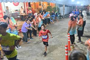 BIB: 3673, 4518
                            <button type="button" onclick="openModal(26241816)" class="btn btn-primary btn-sm float-right btn-popup" data-toggle="modal" data-target=".modal-high-quality">
                        <i class="fas fa-shopping-cart"></i> Add to Cart
                    </button>
                                            <button type="button" onclick="isThisMe(26241816, true)" class="btn btn-success btn-sm float-right btn-popup btn-isme hidden" data-toggle="tooltip" data-placement="bottom" title="นี่คือรูปของคุณใช่ไหม คลิกที่นี่เพื่อเอาเข้าอัลบั้ม">
                        <i class="fas fa-plus"></i> Add to album
                    </button>
                    <button type="button" onclick="isThisMe(26241816, false)" class="btn btn-warning btn-sm float-right btn-popup btn-isnotme hidden">
                        <i class="fas fa-ban"></i> Remove from album
                    </button>