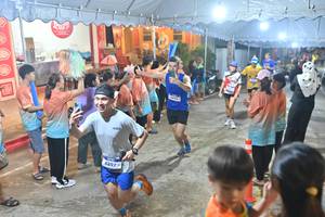 BIB: 4897
                            <button type="button" onclick="openModal(26242143)" class="btn btn-primary btn-sm float-right btn-popup" data-toggle="modal" data-target=".modal-high-quality">
                        <i class="fas fa-shopping-cart"></i> Add to Cart
                    </button>
                                            <button type="button" onclick="isThisMe(26242143, true)" class="btn btn-success btn-sm float-right btn-popup btn-isme hidden" data-toggle="tooltip" data-placement="bottom" title="นี่คือรูปของคุณใช่ไหม คลิกที่นี่เพื่อเอาเข้าอัลบั้ม">
                        <i class="fas fa-plus"></i> Add to album
                    </button>
                    <button type="button" onclick="isThisMe(26242143, false)" class="btn btn-warning btn-sm float-right btn-popup btn-isnotme hidden">
                        <i class="fas fa-ban"></i> Remove from album
                    </button>