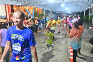 BIB: 1893
                            <button type="button" onclick="openModal(26241422)" class="btn btn-primary btn-sm float-right btn-popup" data-toggle="modal" data-target=".modal-high-quality">
                        <i class="fas fa-shopping-cart"></i> Add to Cart
                    </button>
                                            <button type="button" onclick="isThisMe(26241422, true)" class="btn btn-success btn-sm float-right btn-popup btn-isme hidden" data-toggle="tooltip" data-placement="bottom" title="นี่คือรูปของคุณใช่ไหม คลิกที่นี่เพื่อเอาเข้าอัลบั้ม">
                        <i class="fas fa-plus"></i> Add to album
                    </button>
                    <button type="button" onclick="isThisMe(26241422, false)" class="btn btn-warning btn-sm float-right btn-popup btn-isnotme hidden">
                        <i class="fas fa-ban"></i> Remove from album
                    </button>