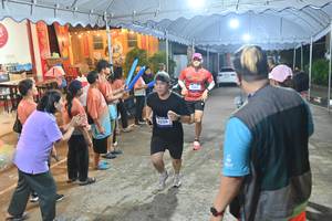 BIB: 3226
                            <button type="button" onclick="openModal(26241370)" class="btn btn-primary btn-sm float-right btn-popup" data-toggle="modal" data-target=".modal-high-quality">
                        <i class="fas fa-shopping-cart"></i> Add to Cart
                    </button>
                                            <button type="button" onclick="isThisMe(26241370, true)" class="btn btn-success btn-sm float-right btn-popup btn-isme hidden" data-toggle="tooltip" data-placement="bottom" title="นี่คือรูปของคุณใช่ไหม คลิกที่นี่เพื่อเอาเข้าอัลบั้ม">
                        <i class="fas fa-plus"></i> Add to album
                    </button>
                    <button type="button" onclick="isThisMe(26241370, false)" class="btn btn-warning btn-sm float-right btn-popup btn-isnotme hidden">
                        <i class="fas fa-ban"></i> Remove from album
                    </button>