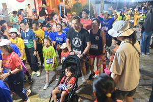 BIB: 3184, 078, 119
                            <button type="button" onclick="openModal(26252120)" class="btn btn-primary btn-sm float-right btn-popup" data-toggle="modal" data-target=".modal-high-quality">
                        <i class="fas fa-shopping-cart"></i> Add to Cart
                    </button>
                                            <button type="button" onclick="isThisMe(26252120, true)" class="btn btn-success btn-sm float-right btn-popup btn-isme hidden" data-toggle="tooltip" data-placement="bottom" title="นี่คือรูปของคุณใช่ไหม คลิกที่นี่เพื่อเอาเข้าอัลบั้ม">
                        <i class="fas fa-plus"></i> Add to album
                    </button>
                    <button type="button" onclick="isThisMe(26252120, false)" class="btn btn-warning btn-sm float-right btn-popup btn-isnotme hidden">
                        <i class="fas fa-ban"></i> Remove from album
                    </button>