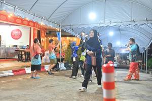 BIB: 
                            <button type="button" onclick="openModal(26253811)" class="btn btn-primary btn-sm float-right btn-popup" data-toggle="modal" data-target=".modal-high-quality">
                        <i class="fas fa-shopping-cart"></i> Add to Cart
                    </button>
                                            <button type="button" onclick="isThisMe(26253811, true)" class="btn btn-success btn-sm float-right btn-popup btn-isme hidden" data-toggle="tooltip" data-placement="bottom" title="นี่คือรูปของคุณใช่ไหม คลิกที่นี่เพื่อเอาเข้าอัลบั้ม">
                        <i class="fas fa-plus"></i> Add to album
                    </button>
                    <button type="button" onclick="isThisMe(26253811, false)" class="btn btn-warning btn-sm float-right btn-popup btn-isnotme hidden">
                        <i class="fas fa-ban"></i> Remove from album
                    </button>