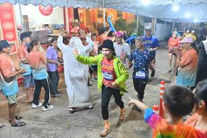 BIB: 4773
                            <button type="button" onclick="openModal(26242382)" class="btn btn-primary btn-sm float-right btn-popup" data-toggle="modal" data-target=".modal-high-quality">
                        <i class="fas fa-shopping-cart"></i> Add to Cart
                    </button>
                                            <button type="button" onclick="isThisMe(26242382, true)" class="btn btn-success btn-sm float-right btn-popup btn-isme hidden" data-toggle="tooltip" data-placement="bottom" title="นี่คือรูปของคุณใช่ไหม คลิกที่นี่เพื่อเอาเข้าอัลบั้ม">
                        <i class="fas fa-plus"></i> Add to album
                    </button>
                    <button type="button" onclick="isThisMe(26242382, false)" class="btn btn-warning btn-sm float-right btn-popup btn-isnotme hidden">
                        <i class="fas fa-ban"></i> Remove from album
                    </button>