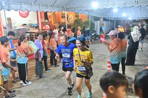 BIB: 4381, 3316
                            <button type="button" onclick="openModal(26242061)" class="btn btn-primary btn-sm float-right btn-popup" data-toggle="modal" data-target=".modal-high-quality">
                        <i class="fas fa-shopping-cart"></i> Add to Cart
                    </button>
                                            <button type="button" onclick="isThisMe(26242061, true)" class="btn btn-success btn-sm float-right btn-popup btn-isme hidden" data-toggle="tooltip" data-placement="bottom" title="นี่คือรูปของคุณใช่ไหม คลิกที่นี่เพื่อเอาเข้าอัลบั้ม">
                        <i class="fas fa-plus"></i> Add to album
                    </button>
                    <button type="button" onclick="isThisMe(26242061, false)" class="btn btn-warning btn-sm float-right btn-popup btn-isnotme hidden">
                        <i class="fas fa-ban"></i> Remove from album
                    </button>