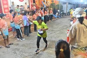 BIB: 4852
                            <button type="button" onclick="openModal(26252017)" class="btn btn-primary btn-sm float-right btn-popup" data-toggle="modal" data-target=".modal-high-quality">
                        <i class="fas fa-shopping-cart"></i> Add to Cart
                    </button>
                                            <button type="button" onclick="isThisMe(26252017, true)" class="btn btn-success btn-sm float-right btn-popup btn-isme hidden" data-toggle="tooltip" data-placement="bottom" title="นี่คือรูปของคุณใช่ไหม คลิกที่นี่เพื่อเอาเข้าอัลบั้ม">
                        <i class="fas fa-plus"></i> Add to album
                    </button>
                    <button type="button" onclick="isThisMe(26252017, false)" class="btn btn-warning btn-sm float-right btn-popup btn-isnotme hidden">
                        <i class="fas fa-ban"></i> Remove from album
                    </button>