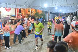 BIB: 4308
                            <button type="button" onclick="openModal(26242312)" class="btn btn-primary btn-sm float-right btn-popup" data-toggle="modal" data-target=".modal-high-quality">
                        <i class="fas fa-shopping-cart"></i> Add to Cart
                    </button>
                                            <button type="button" onclick="isThisMe(26242312, true)" class="btn btn-success btn-sm float-right btn-popup btn-isme hidden" data-toggle="tooltip" data-placement="bottom" title="นี่คือรูปของคุณใช่ไหม คลิกที่นี่เพื่อเอาเข้าอัลบั้ม">
                        <i class="fas fa-plus"></i> Add to album
                    </button>
                    <button type="button" onclick="isThisMe(26242312, false)" class="btn btn-warning btn-sm float-right btn-popup btn-isnotme hidden">
                        <i class="fas fa-ban"></i> Remove from album
                    </button>