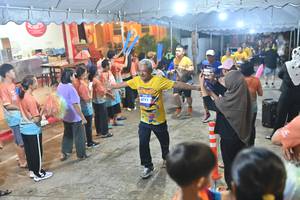 BIB: 4771
                            <button type="button" onclick="openModal(26242548)" class="btn btn-primary btn-sm float-right btn-popup" data-toggle="modal" data-target=".modal-high-quality">
                        <i class="fas fa-shopping-cart"></i> Add to Cart
                    </button>
                                            <button type="button" onclick="isThisMe(26242548, true)" class="btn btn-success btn-sm float-right btn-popup btn-isme hidden" data-toggle="tooltip" data-placement="bottom" title="นี่คือรูปของคุณใช่ไหม คลิกที่นี่เพื่อเอาเข้าอัลบั้ม">
                        <i class="fas fa-plus"></i> Add to album
                    </button>
                    <button type="button" onclick="isThisMe(26242548, false)" class="btn btn-warning btn-sm float-right btn-popup btn-isnotme hidden">
                        <i class="fas fa-ban"></i> Remove from album
                    </button>