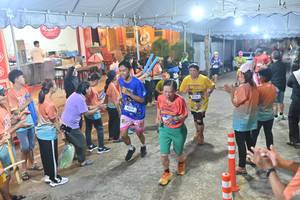 BIB: 4314, 4135
                            <button type="button" onclick="openModal(26241611)" class="btn btn-primary btn-sm float-right btn-popup" data-toggle="modal" data-target=".modal-high-quality">
                        <i class="fas fa-shopping-cart"></i> Add to Cart
                    </button>
                                            <button type="button" onclick="isThisMe(26241611, true)" class="btn btn-success btn-sm float-right btn-popup btn-isme hidden" data-toggle="tooltip" data-placement="bottom" title="นี่คือรูปของคุณใช่ไหม คลิกที่นี่เพื่อเอาเข้าอัลบั้ม">
                        <i class="fas fa-plus"></i> Add to album
                    </button>
                    <button type="button" onclick="isThisMe(26241611, false)" class="btn btn-warning btn-sm float-right btn-popup btn-isnotme hidden">
                        <i class="fas fa-ban"></i> Remove from album
                    </button>