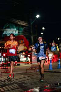 BIB: 3210, 5293
                            <button type="button" onclick="openModal(26234679)" class="btn btn-primary btn-sm float-right btn-popup" data-toggle="modal" data-target=".modal-high-quality">
                        <i class="fas fa-shopping-cart"></i> Add to Cart
                    </button>
                                            <button type="button" onclick="isThisMe(26234679, true)" class="btn btn-success btn-sm float-right btn-popup btn-isme hidden" data-toggle="tooltip" data-placement="bottom" title="นี่คือรูปของคุณใช่ไหม คลิกที่นี่เพื่อเอาเข้าอัลบั้ม">
                        <i class="fas fa-plus"></i> Add to album
                    </button>
                    <button type="button" onclick="isThisMe(26234679, false)" class="btn btn-warning btn-sm float-right btn-popup btn-isnotme hidden">
                        <i class="fas fa-ban"></i> Remove from album
                    </button>