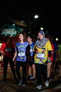 BIB: 3790, 3211, 3983
                            <button type="button" onclick="openModal(26236006)" class="btn btn-primary btn-sm float-right btn-popup" data-toggle="modal" data-target=".modal-high-quality">
                        <i class="fas fa-shopping-cart"></i> Add to Cart
                    </button>
                                            <button type="button" onclick="isThisMe(26236006, true)" class="btn btn-success btn-sm float-right btn-popup btn-isme hidden" data-toggle="tooltip" data-placement="bottom" title="นี่คือรูปของคุณใช่ไหม คลิกที่นี่เพื่อเอาเข้าอัลบั้ม">
                        <i class="fas fa-plus"></i> Add to album
                    </button>
                    <button type="button" onclick="isThisMe(26236006, false)" class="btn btn-warning btn-sm float-right btn-popup btn-isnotme hidden">
                        <i class="fas fa-ban"></i> Remove from album
                    </button>