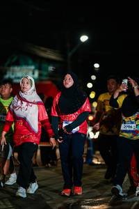 BIB: 3996
                            <button type="button" onclick="openModal(26235818)" class="btn btn-primary btn-sm float-right btn-popup" data-toggle="modal" data-target=".modal-high-quality">
                        <i class="fas fa-shopping-cart"></i> Add to Cart
                    </button>
                                            <button type="button" onclick="isThisMe(26235818, true)" class="btn btn-success btn-sm float-right btn-popup btn-isme hidden" data-toggle="tooltip" data-placement="bottom" title="นี่คือรูปของคุณใช่ไหม คลิกที่นี่เพื่อเอาเข้าอัลบั้ม">
                        <i class="fas fa-plus"></i> Add to album
                    </button>
                    <button type="button" onclick="isThisMe(26235818, false)" class="btn btn-warning btn-sm float-right btn-popup btn-isnotme hidden">
                        <i class="fas fa-ban"></i> Remove from album
                    </button>