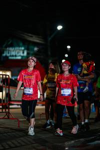 BIB: 3236, 3102, 3460
                            <button type="button" onclick="openModal(26235895)" class="btn btn-primary btn-sm float-right btn-popup" data-toggle="modal" data-target=".modal-high-quality">
                        <i class="fas fa-shopping-cart"></i> Add to Cart
                    </button>
                                            <button type="button" onclick="isThisMe(26235895, true)" class="btn btn-success btn-sm float-right btn-popup btn-isme hidden" data-toggle="tooltip" data-placement="bottom" title="นี่คือรูปของคุณใช่ไหม คลิกที่นี่เพื่อเอาเข้าอัลบั้ม">
                        <i class="fas fa-plus"></i> Add to album
                    </button>
                    <button type="button" onclick="isThisMe(26235895, false)" class="btn btn-warning btn-sm float-right btn-popup btn-isnotme hidden">
                        <i class="fas fa-ban"></i> Remove from album
                    </button>