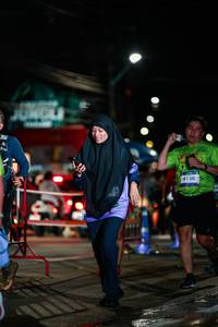 BIB: 4130
                            <button type="button" onclick="openModal(26235403)" class="btn btn-primary btn-sm float-right btn-popup" data-toggle="modal" data-target=".modal-high-quality">
                        <i class="fas fa-shopping-cart"></i> Add to Cart
                    </button>
                                            <button type="button" onclick="isThisMe(26235403, true)" class="btn btn-success btn-sm float-right btn-popup btn-isme hidden" data-toggle="tooltip" data-placement="bottom" title="นี่คือรูปของคุณใช่ไหม คลิกที่นี่เพื่อเอาเข้าอัลบั้ม">
                        <i class="fas fa-plus"></i> Add to album
                    </button>
                    <button type="button" onclick="isThisMe(26235403, false)" class="btn btn-warning btn-sm float-right btn-popup btn-isnotme hidden">
                        <i class="fas fa-ban"></i> Remove from album
                    </button>