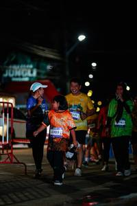 BIB: 3303, 530, 743
                            <button type="button" onclick="openModal(26235880)" class="btn btn-primary btn-sm float-right btn-popup" data-toggle="modal" data-target=".modal-high-quality">
                        <i class="fas fa-shopping-cart"></i> Add to Cart
                    </button>
                                            <button type="button" onclick="isThisMe(26235880, true)" class="btn btn-success btn-sm float-right btn-popup btn-isme hidden" data-toggle="tooltip" data-placement="bottom" title="นี่คือรูปของคุณใช่ไหม คลิกที่นี่เพื่อเอาเข้าอัลบั้ม">
                        <i class="fas fa-plus"></i> Add to album
                    </button>
                    <button type="button" onclick="isThisMe(26235880, false)" class="btn btn-warning btn-sm float-right btn-popup btn-isnotme hidden">
                        <i class="fas fa-ban"></i> Remove from album
                    </button>