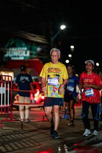 BIB: 4171, 4792
                            <button type="button" onclick="openModal(26235321)" class="btn btn-primary btn-sm float-right btn-popup" data-toggle="modal" data-target=".modal-high-quality">
                        <i class="fas fa-shopping-cart"></i> Add to Cart
                    </button>
                                            <button type="button" onclick="isThisMe(26235321, true)" class="btn btn-success btn-sm float-right btn-popup btn-isme hidden" data-toggle="tooltip" data-placement="bottom" title="นี่คือรูปของคุณใช่ไหม คลิกที่นี่เพื่อเอาเข้าอัลบั้ม">
                        <i class="fas fa-plus"></i> Add to album
                    </button>
                    <button type="button" onclick="isThisMe(26235321, false)" class="btn btn-warning btn-sm float-right btn-popup btn-isnotme hidden">
                        <i class="fas fa-ban"></i> Remove from album
                    </button>