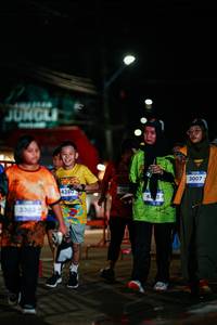 BIB: 4380, 340, 3303, 3007
                            <button type="button" onclick="openModal(26235881)" class="btn btn-primary btn-sm float-right btn-popup" data-toggle="modal" data-target=".modal-high-quality">
                        <i class="fas fa-shopping-cart"></i> Add to Cart
                    </button>
                                            <button type="button" onclick="isThisMe(26235881, true)" class="btn btn-success btn-sm float-right btn-popup btn-isme hidden" data-toggle="tooltip" data-placement="bottom" title="นี่คือรูปของคุณใช่ไหม คลิกที่นี่เพื่อเอาเข้าอัลบั้ม">
                        <i class="fas fa-plus"></i> Add to album
                    </button>
                    <button type="button" onclick="isThisMe(26235881, false)" class="btn btn-warning btn-sm float-right btn-popup btn-isnotme hidden">
                        <i class="fas fa-ban"></i> Remove from album
                    </button>