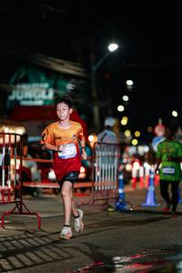 BIB: 3076
                            <button type="button" onclick="openModal(26234801)" class="btn btn-primary btn-sm float-right btn-popup" data-toggle="modal" data-target=".modal-high-quality">
                        <i class="fas fa-shopping-cart"></i> Add to Cart
                    </button>
                                            <button type="button" onclick="isThisMe(26234801, true)" class="btn btn-success btn-sm float-right btn-popup btn-isme hidden" data-toggle="tooltip" data-placement="bottom" title="นี่คือรูปของคุณใช่ไหม คลิกที่นี่เพื่อเอาเข้าอัลบั้ม">
                        <i class="fas fa-plus"></i> Add to album
                    </button>
                    <button type="button" onclick="isThisMe(26234801, false)" class="btn btn-warning btn-sm float-right btn-popup btn-isnotme hidden">
                        <i class="fas fa-ban"></i> Remove from album
                    </button>