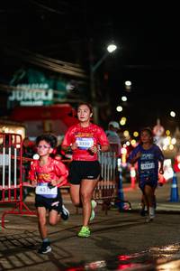 BIB: 3350, 3781
                            <button type="button" onclick="openModal(26235046)" class="btn btn-primary btn-sm float-right btn-popup" data-toggle="modal" data-target=".modal-high-quality">
                        <i class="fas fa-shopping-cart"></i> Add to Cart
                    </button>
                                            <button type="button" onclick="isThisMe(26235046, true)" class="btn btn-success btn-sm float-right btn-popup btn-isme hidden" data-toggle="tooltip" data-placement="bottom" title="นี่คือรูปของคุณใช่ไหม คลิกที่นี่เพื่อเอาเข้าอัลบั้ม">
                        <i class="fas fa-plus"></i> Add to album
                    </button>
                    <button type="button" onclick="isThisMe(26235046, false)" class="btn btn-warning btn-sm float-right btn-popup btn-isnotme hidden">
                        <i class="fas fa-ban"></i> Remove from album
                    </button>