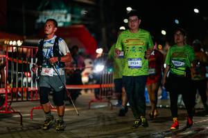 BIB: 3954, 3907
                            <button type="button" onclick="openModal(26235669)" class="btn btn-primary btn-sm float-right btn-popup" data-toggle="modal" data-target=".modal-high-quality">
                        <i class="fas fa-shopping-cart"></i> Add to Cart
                    </button>
                                            <button type="button" onclick="isThisMe(26235669, true)" class="btn btn-success btn-sm float-right btn-popup btn-isme hidden" data-toggle="tooltip" data-placement="bottom" title="นี่คือรูปของคุณใช่ไหม คลิกที่นี่เพื่อเอาเข้าอัลบั้ม">
                        <i class="fas fa-plus"></i> Add to album
                    </button>
                    <button type="button" onclick="isThisMe(26235669, false)" class="btn btn-warning btn-sm float-right btn-popup btn-isnotme hidden">
                        <i class="fas fa-ban"></i> Remove from album
                    </button>