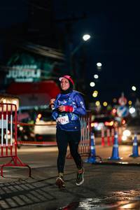 BIB: 270
                            <button type="button" onclick="openModal(26234625)" class="btn btn-primary btn-sm float-right btn-popup" data-toggle="modal" data-target=".modal-high-quality">
                        <i class="fas fa-shopping-cart"></i> Add to Cart
                    </button>
                                            <button type="button" onclick="isThisMe(26234625, true)" class="btn btn-success btn-sm float-right btn-popup btn-isme hidden" data-toggle="tooltip" data-placement="bottom" title="นี่คือรูปของคุณใช่ไหม คลิกที่นี่เพื่อเอาเข้าอัลบั้ม">
                        <i class="fas fa-plus"></i> Add to album
                    </button>
                    <button type="button" onclick="isThisMe(26234625, false)" class="btn btn-warning btn-sm float-right btn-popup btn-isnotme hidden">
                        <i class="fas fa-ban"></i> Remove from album
                    </button>