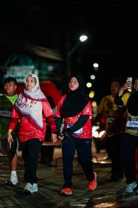 BIB: 4382, 3996
                            <button type="button" onclick="openModal(26235814)" class="btn btn-primary btn-sm float-right btn-popup" data-toggle="modal" data-target=".modal-high-quality">
                        <i class="fas fa-shopping-cart"></i> Add to Cart
                    </button>
                                            <button type="button" onclick="isThisMe(26235814, true)" class="btn btn-success btn-sm float-right btn-popup btn-isme hidden" data-toggle="tooltip" data-placement="bottom" title="นี่คือรูปของคุณใช่ไหม คลิกที่นี่เพื่อเอาเข้าอัลบั้ม">
                        <i class="fas fa-plus"></i> Add to album
                    </button>
                    <button type="button" onclick="isThisMe(26235814, false)" class="btn btn-warning btn-sm float-right btn-popup btn-isnotme hidden">
                        <i class="fas fa-ban"></i> Remove from album
                    </button>