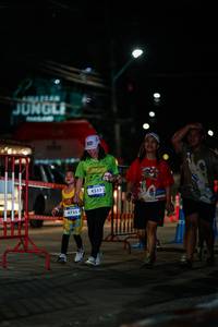 BIB: 4755, 4553
                            <button type="button" onclick="openModal(26236297)" class="btn btn-primary btn-sm float-right btn-popup" data-toggle="modal" data-target=".modal-high-quality">
                        <i class="fas fa-shopping-cart"></i> Add to Cart
                    </button>
                                            <button type="button" onclick="isThisMe(26236297, true)" class="btn btn-success btn-sm float-right btn-popup btn-isme hidden" data-toggle="tooltip" data-placement="bottom" title="นี่คือรูปของคุณใช่ไหม คลิกที่นี่เพื่อเอาเข้าอัลบั้ม">
                        <i class="fas fa-plus"></i> Add to album
                    </button>
                    <button type="button" onclick="isThisMe(26236297, false)" class="btn btn-warning btn-sm float-right btn-popup btn-isnotme hidden">
                        <i class="fas fa-ban"></i> Remove from album
                    </button>