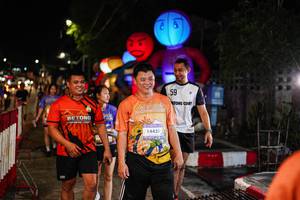 BIB: 14431
                            <button type="button" onclick="openModal(28186589)" class="btn btn-primary btn-sm float-right btn-popup" data-toggle="modal" data-target=".modal-high-quality">
                        <i class="fas fa-shopping-cart"></i> Add to Cart
                    </button>
                                            <button type="button" onclick="isThisMe(28186589, true)" class="btn btn-success btn-sm float-right btn-popup btn-isme hidden" data-toggle="tooltip" data-placement="bottom" title="นี่คือรูปของคุณใช่ไหม คลิกที่นี่เพื่อเอาเข้าอัลบั้ม">
                        <i class="fas fa-plus"></i> Add to album
                    </button>
                    <button type="button" onclick="isThisMe(28186589, false)" class="btn btn-warning btn-sm float-right btn-popup btn-isnotme hidden">
                        <i class="fas fa-ban"></i> Remove from album
                    </button>