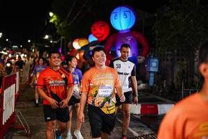 BIB: 14431
                            <button type="button" onclick="openModal(28186591)" class="btn btn-primary btn-sm float-right btn-popup" data-toggle="modal" data-target=".modal-high-quality">
                        <i class="fas fa-shopping-cart"></i> Add to Cart
                    </button>
                                            <button type="button" onclick="isThisMe(28186591, true)" class="btn btn-success btn-sm float-right btn-popup btn-isme hidden" data-toggle="tooltip" data-placement="bottom" title="นี่คือรูปของคุณใช่ไหม คลิกที่นี่เพื่อเอาเข้าอัลบั้ม">
                        <i class="fas fa-plus"></i> Add to album
                    </button>
                    <button type="button" onclick="isThisMe(28186591, false)" class="btn btn-warning btn-sm float-right btn-popup btn-isnotme hidden">
                        <i class="fas fa-ban"></i> Remove from album
                    </button>