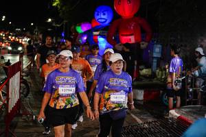 BIB: 13794, 14114
                            <button type="button" onclick="openModal(28186245)" class="btn btn-primary btn-sm float-right btn-popup" data-toggle="modal" data-target=".modal-high-quality">
                        <i class="fas fa-shopping-cart"></i> Add to Cart
                    </button>
                                            <button type="button" onclick="isThisMe(28186245, true)" class="btn btn-success btn-sm float-right btn-popup btn-isme hidden" data-toggle="tooltip" data-placement="bottom" title="นี่คือรูปของคุณใช่ไหม คลิกที่นี่เพื่อเอาเข้าอัลบั้ม">
                        <i class="fas fa-plus"></i> Add to album
                    </button>
                    <button type="button" onclick="isThisMe(28186245, false)" class="btn btn-warning btn-sm float-right btn-popup btn-isnotme hidden">
                        <i class="fas fa-ban"></i> Remove from album
                    </button>