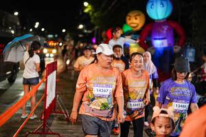 BIB: 14367, 13241, 13488
                            <button type="button" onclick="openModal(28186438)" class="btn btn-primary btn-sm float-right btn-popup" data-toggle="modal" data-target=".modal-high-quality">
                        <i class="fas fa-shopping-cart"></i> Add to Cart
                    </button>
                                            <button type="button" onclick="isThisMe(28186438, true)" class="btn btn-success btn-sm float-right btn-popup btn-isme hidden" data-toggle="tooltip" data-placement="bottom" title="นี่คือรูปของคุณใช่ไหม คลิกที่นี่เพื่อเอาเข้าอัลบั้ม">
                        <i class="fas fa-plus"></i> Add to album
                    </button>
                    <button type="button" onclick="isThisMe(28186438, false)" class="btn btn-warning btn-sm float-right btn-popup btn-isnotme hidden">
                        <i class="fas fa-ban"></i> Remove from album
                    </button>