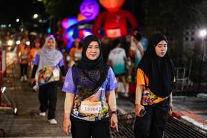BIB: 15204
                            <button type="button" onclick="openModal(28186829)" class="btn btn-primary btn-sm float-right btn-popup" data-toggle="modal" data-target=".modal-high-quality">
                        <i class="fas fa-shopping-cart"></i> Add to Cart
                    </button>
                                            <button type="button" onclick="isThisMe(28186829, true)" class="btn btn-success btn-sm float-right btn-popup btn-isme hidden" data-toggle="tooltip" data-placement="bottom" title="นี่คือรูปของคุณใช่ไหม คลิกที่นี่เพื่อเอาเข้าอัลบั้ม">
                        <i class="fas fa-plus"></i> Add to album
                    </button>
                    <button type="button" onclick="isThisMe(28186829, false)" class="btn btn-warning btn-sm float-right btn-popup btn-isnotme hidden">
                        <i class="fas fa-ban"></i> Remove from album
                    </button>