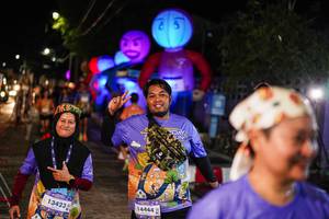 BIB: 13423, 14444
                            <button type="button" onclick="openModal(28186548)" class="btn btn-primary btn-sm float-right btn-popup" data-toggle="modal" data-target=".modal-high-quality">
                        <i class="fas fa-shopping-cart"></i> Add to Cart
                    </button>
                                            <button type="button" onclick="isThisMe(28186548, true)" class="btn btn-success btn-sm float-right btn-popup btn-isme hidden" data-toggle="tooltip" data-placement="bottom" title="นี่คือรูปของคุณใช่ไหม คลิกที่นี่เพื่อเอาเข้าอัลบั้ม">
                        <i class="fas fa-plus"></i> Add to album
                    </button>
                    <button type="button" onclick="isThisMe(28186548, false)" class="btn btn-warning btn-sm float-right btn-popup btn-isnotme hidden">
                        <i class="fas fa-ban"></i> Remove from album
                    </button>