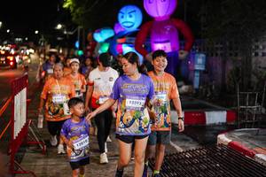BIB: 13010, 13593
                            <button type="button" onclick="openModal(28186696)" class="btn btn-primary btn-sm float-right btn-popup" data-toggle="modal" data-target=".modal-high-quality">
                        <i class="fas fa-shopping-cart"></i> Add to Cart
                    </button>
                                            <button type="button" onclick="isThisMe(28186696, true)" class="btn btn-success btn-sm float-right btn-popup btn-isme hidden" data-toggle="tooltip" data-placement="bottom" title="นี่คือรูปของคุณใช่ไหม คลิกที่นี่เพื่อเอาเข้าอัลบั้ม">
                        <i class="fas fa-plus"></i> Add to album
                    </button>
                    <button type="button" onclick="isThisMe(28186696, false)" class="btn btn-warning btn-sm float-right btn-popup btn-isnotme hidden">
                        <i class="fas fa-ban"></i> Remove from album
                    </button>