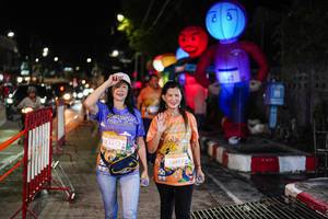 BIB: 15317, 15318
                            <button type="button" onclick="openModal(28187430)" class="btn btn-primary btn-sm float-right btn-popup" data-toggle="modal" data-target=".modal-high-quality">
                        <i class="fas fa-shopping-cart"></i> Add to Cart
                    </button>
                                            <button type="button" onclick="isThisMe(28187430, true)" class="btn btn-success btn-sm float-right btn-popup btn-isme hidden" data-toggle="tooltip" data-placement="bottom" title="นี่คือรูปของคุณใช่ไหม คลิกที่นี่เพื่อเอาเข้าอัลบั้ม">
                        <i class="fas fa-plus"></i> Add to album
                    </button>
                    <button type="button" onclick="isThisMe(28187430, false)" class="btn btn-warning btn-sm float-right btn-popup btn-isnotme hidden">
                        <i class="fas fa-ban"></i> Remove from album
                    </button>