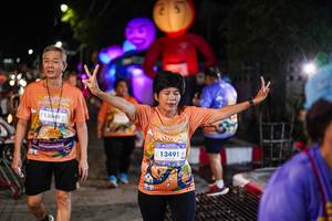 BIB: 13849, 13491
                            <button type="button" onclick="openModal(28187367)" class="btn btn-primary btn-sm float-right btn-popup" data-toggle="modal" data-target=".modal-high-quality">
                        <i class="fas fa-shopping-cart"></i> Add to Cart
                    </button>
                                            <button type="button" onclick="isThisMe(28187367, true)" class="btn btn-success btn-sm float-right btn-popup btn-isme hidden" data-toggle="tooltip" data-placement="bottom" title="นี่คือรูปของคุณใช่ไหม คลิกที่นี่เพื่อเอาเข้าอัลบั้ม">
                        <i class="fas fa-plus"></i> Add to album
                    </button>
                    <button type="button" onclick="isThisMe(28187367, false)" class="btn btn-warning btn-sm float-right btn-popup btn-isnotme hidden">
                        <i class="fas fa-ban"></i> Remove from album
                    </button>
