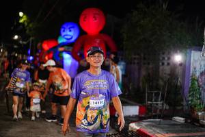 BIB: 14193
                            <button type="button" onclick="openModal(28186883)" class="btn btn-primary btn-sm float-right btn-popup" data-toggle="modal" data-target=".modal-high-quality">
                        <i class="fas fa-shopping-cart"></i> Add to Cart
                    </button>
                                            <button type="button" onclick="isThisMe(28186883, true)" class="btn btn-success btn-sm float-right btn-popup btn-isme hidden" data-toggle="tooltip" data-placement="bottom" title="นี่คือรูปของคุณใช่ไหม คลิกที่นี่เพื่อเอาเข้าอัลบั้ม">
                        <i class="fas fa-plus"></i> Add to album
                    </button>
                    <button type="button" onclick="isThisMe(28186883, false)" class="btn btn-warning btn-sm float-right btn-popup btn-isnotme hidden">
                        <i class="fas fa-ban"></i> Remove from album
                    </button>