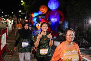 BIB: 13151, 15286
                            <button type="button" onclick="openModal(28186532)" class="btn btn-primary btn-sm float-right btn-popup" data-toggle="modal" data-target=".modal-high-quality">
                        <i class="fas fa-shopping-cart"></i> Add to Cart
                    </button>
                                            <button type="button" onclick="isThisMe(28186532, true)" class="btn btn-success btn-sm float-right btn-popup btn-isme hidden" data-toggle="tooltip" data-placement="bottom" title="นี่คือรูปของคุณใช่ไหม คลิกที่นี่เพื่อเอาเข้าอัลบั้ม">
                        <i class="fas fa-plus"></i> Add to album
                    </button>
                    <button type="button" onclick="isThisMe(28186532, false)" class="btn btn-warning btn-sm float-right btn-popup btn-isnotme hidden">
                        <i class="fas fa-ban"></i> Remove from album
                    </button>