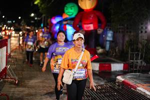 BIB: 4006
                            <button type="button" onclick="openModal(28186723)" class="btn btn-primary btn-sm float-right btn-popup" data-toggle="modal" data-target=".modal-high-quality">
                        <i class="fas fa-shopping-cart"></i> Add to Cart
                    </button>
                                            <button type="button" onclick="isThisMe(28186723, true)" class="btn btn-success btn-sm float-right btn-popup btn-isme hidden" data-toggle="tooltip" data-placement="bottom" title="นี่คือรูปของคุณใช่ไหม คลิกที่นี่เพื่อเอาเข้าอัลบั้ม">
                        <i class="fas fa-plus"></i> Add to album
                    </button>
                    <button type="button" onclick="isThisMe(28186723, false)" class="btn btn-warning btn-sm float-right btn-popup btn-isnotme hidden">
                        <i class="fas fa-ban"></i> Remove from album
                    </button>
