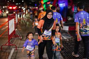 BIB: 13009, 13880, 1305
                            <button type="button" onclick="openModal(28187412)" class="btn btn-primary btn-sm float-right btn-popup" data-toggle="modal" data-target=".modal-high-quality">
                        <i class="fas fa-shopping-cart"></i> Add to Cart
                    </button>
                                            <button type="button" onclick="isThisMe(28187412, true)" class="btn btn-success btn-sm float-right btn-popup btn-isme hidden" data-toggle="tooltip" data-placement="bottom" title="นี่คือรูปของคุณใช่ไหม คลิกที่นี่เพื่อเอาเข้าอัลบั้ม">
                        <i class="fas fa-plus"></i> Add to album
                    </button>
                    <button type="button" onclick="isThisMe(28187412, false)" class="btn btn-warning btn-sm float-right btn-popup btn-isnotme hidden">
                        <i class="fas fa-ban"></i> Remove from album
                    </button>