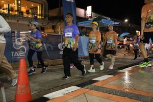 BIB: 13044, 14539, 13836
                            <button type="button" onclick="openModal(28264542)" class="btn btn-primary btn-sm float-right btn-popup" data-toggle="modal" data-target=".modal-high-quality">
                        <i class="fas fa-shopping-cart"></i> Add to Cart
                    </button>
                                            <button type="button" onclick="isThisMe(28264542, true)" class="btn btn-success btn-sm float-right btn-popup btn-isme hidden" data-toggle="tooltip" data-placement="bottom" title="นี่คือรูปของคุณใช่ไหม คลิกที่นี่เพื่อเอาเข้าอัลบั้ม">
                        <i class="fas fa-plus"></i> Add to album
                    </button>
                    <button type="button" onclick="isThisMe(28264542, false)" class="btn btn-warning btn-sm float-right btn-popup btn-isnotme hidden">
                        <i class="fas fa-ban"></i> Remove from album
                    </button>