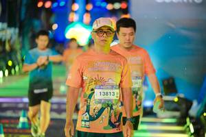 BIB: 13813
                            <button type="button" onclick="openModal(28208031)" class="btn btn-primary btn-sm float-right btn-popup" data-toggle="modal" data-target=".modal-high-quality">
                        <i class="fas fa-shopping-cart"></i> Add to Cart
                    </button>
                                            <button type="button" onclick="isThisMe(28208031, true)" class="btn btn-success btn-sm float-right btn-popup btn-isme hidden" data-toggle="tooltip" data-placement="bottom" title="นี่คือรูปของคุณใช่ไหม คลิกที่นี่เพื่อเอาเข้าอัลบั้ม">
                        <i class="fas fa-plus"></i> Add to album
                    </button>
                    <button type="button" onclick="isThisMe(28208031, false)" class="btn btn-warning btn-sm float-right btn-popup btn-isnotme hidden">
                        <i class="fas fa-ban"></i> Remove from album
                    </button>