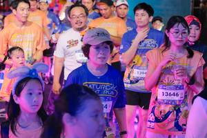 BIB: 1394, 13646
                            <button type="button" onclick="openModal(28210820)" class="btn btn-primary btn-sm float-right btn-popup" data-toggle="modal" data-target=".modal-high-quality">
                        <i class="fas fa-shopping-cart"></i> Add to Cart
                    </button>
                                            <button type="button" onclick="isThisMe(28210820, true)" class="btn btn-success btn-sm float-right btn-popup btn-isme hidden" data-toggle="tooltip" data-placement="bottom" title="นี่คือรูปของคุณใช่ไหม คลิกที่นี่เพื่อเอาเข้าอัลบั้ม">
                        <i class="fas fa-plus"></i> Add to album
                    </button>
                    <button type="button" onclick="isThisMe(28210820, false)" class="btn btn-warning btn-sm float-right btn-popup btn-isnotme hidden">
                        <i class="fas fa-ban"></i> Remove from album
                    </button>