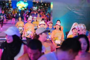 BIB: 13639, 130, 14220
                            <button type="button" onclick="openModal(28211036)" class="btn btn-primary btn-sm float-right btn-popup" data-toggle="modal" data-target=".modal-high-quality">
                        <i class="fas fa-shopping-cart"></i> Add to Cart
                    </button>
                                            <button type="button" onclick="isThisMe(28211036, true)" class="btn btn-success btn-sm float-right btn-popup btn-isme hidden" data-toggle="tooltip" data-placement="bottom" title="นี่คือรูปของคุณใช่ไหม คลิกที่นี่เพื่อเอาเข้าอัลบั้ม">
                        <i class="fas fa-plus"></i> Add to album
                    </button>
                    <button type="button" onclick="isThisMe(28211036, false)" class="btn btn-warning btn-sm float-right btn-popup btn-isnotme hidden">
                        <i class="fas fa-ban"></i> Remove from album
                    </button>